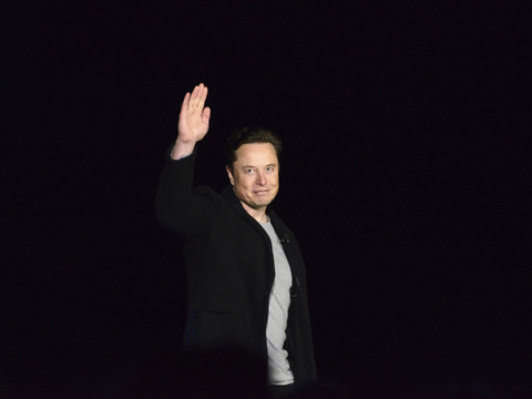Twitter réexamine la proposition d'achat d'Elon Musk (presse)