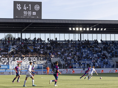 Licence accordée aux 20 clubs de SL et de ChL