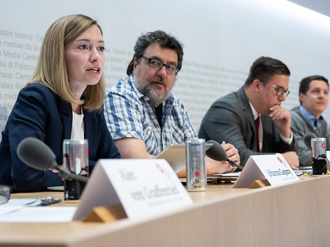 Une initiative veut un service citoyen pour toutes et tous