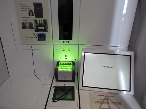 Capacités doublées grâce à un nouveau centre de biométrie