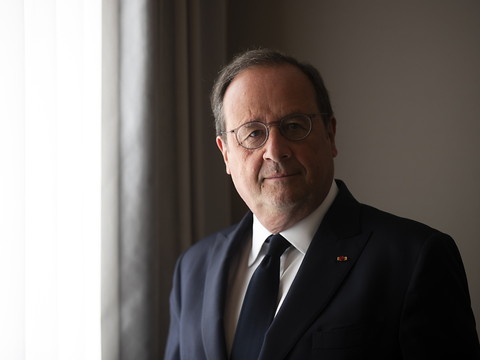 François Hollande met en garde contre 