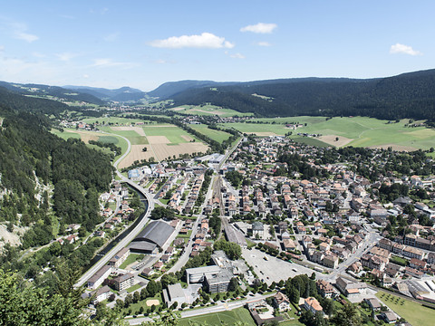 La commune de Val-de-Travers (NE) veut attirer des habitants