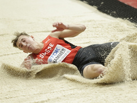 Simon Ehammer réussit 8m30 à la longueur