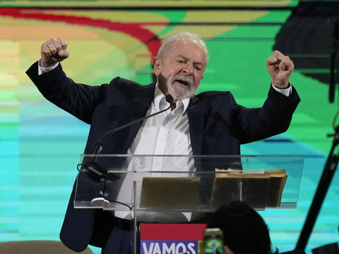 Lula candidat à la présidence pour 