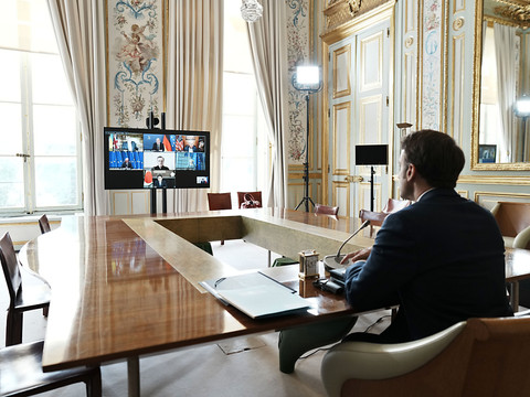 Le G7 s'engage à ne plus acheter de pétrole russe