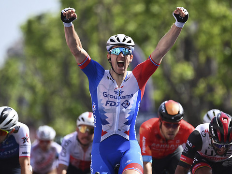 Démare de nouveau vainqueur