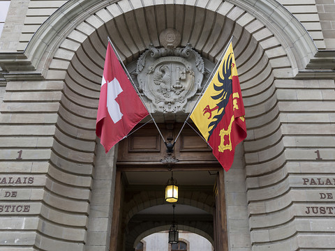 Condamné à 13 ans de prison pour avoir tué sa femme en l'étouffant