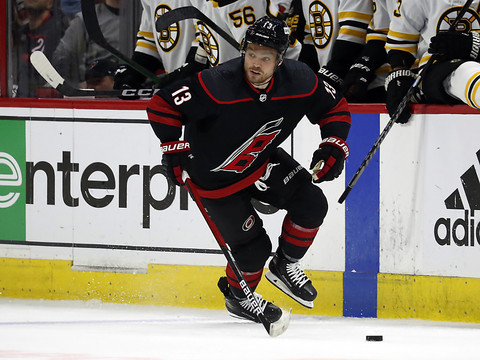 Les Hurricanes poursuivent leur route