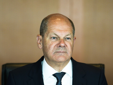 Allemagne: SPD de Scholz et conservateurs se disputent la principale région