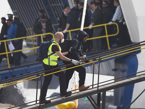 Les Suisses refusent de tourner le dos à Frontex