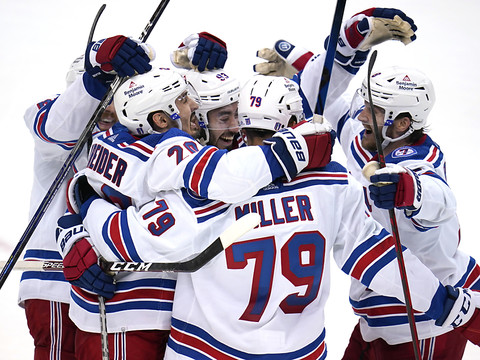 Niederreiter et les Canes affronteront les Rangers
