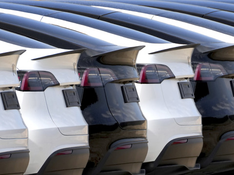 Encore 100'000 Tesla rappelées en Chine