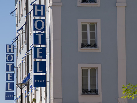 Forte progression des nuitées en avril