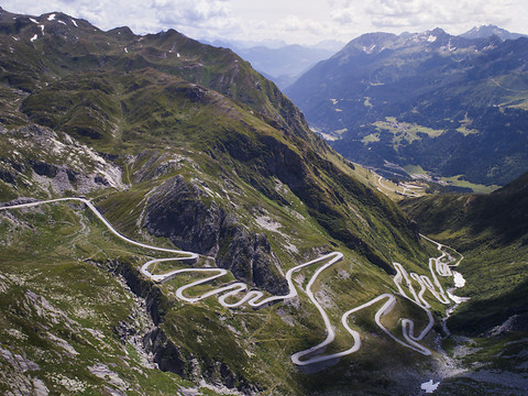 Le col du Gothard sera rouvert au trafic dès vendredi soir