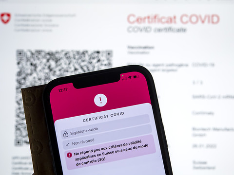 Trafic de faux certificats Covid au centre de Granges-Paccot (FR)