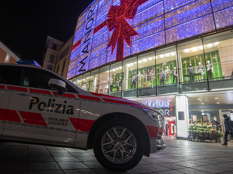 Mise en accusation pour l'attaque au couteau à Lugano