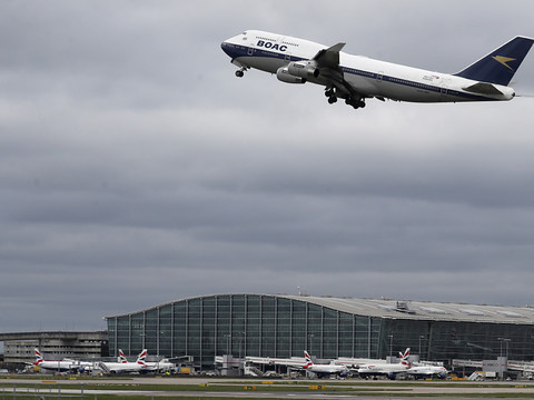 Les aéroports européens plus optimistes sur la reprise en 2022