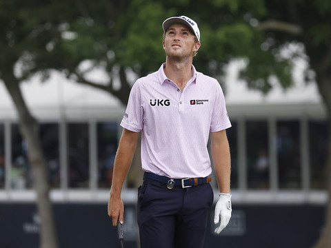 Zalatoris en tête, Woods passe le cut