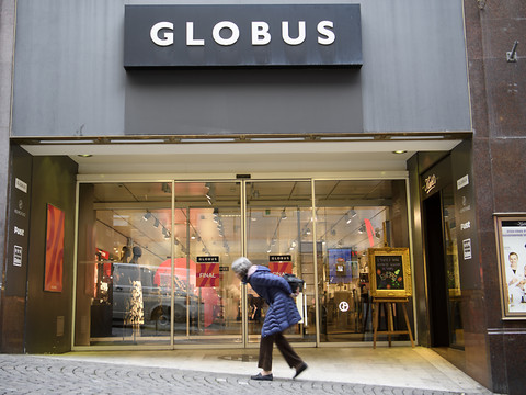 Globus quittera le Tessin en octobre, cinquante salariés licenciés