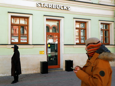 Starbucks quitte définitivement la Russie