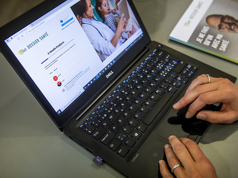 Les autorités veulent relancer le dossier électronique du patient