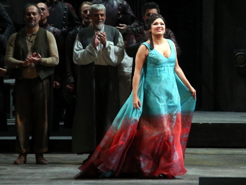 Après la polémique sur l'Ukraine, le grand retour d'Anna Netrebko