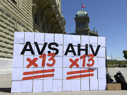 Le gouvernement rejette l'initiative pour une 13e rente