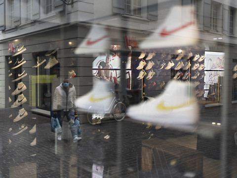 Nike suspend ses ventes dans des magasins partenaires en Russie