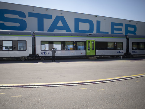 Stadler Rail dément avoir signé un contrat avec Medha Servo