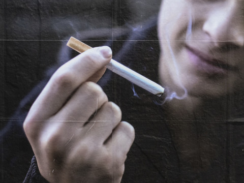 Le tabac tue, mais est aussi un poison pour la planète