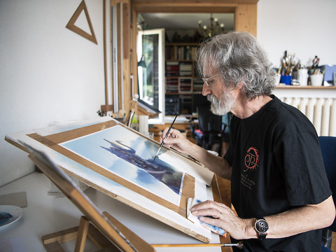 John Howe, le dessinateur des mondes de Tolkien au Fantasy de Bâle