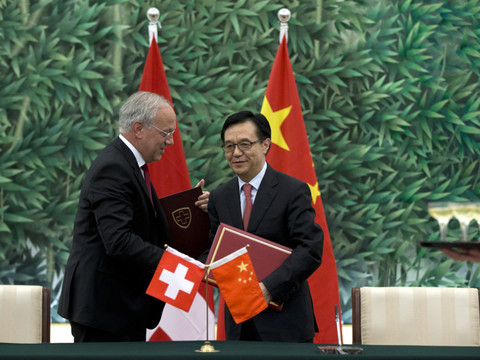 Les discussions sur l'accord de libre-échange avec la Chine gelés