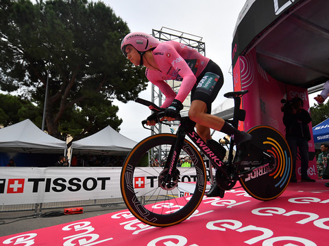 Jai Hindley premier Australien à gagner le Tour d'Italie