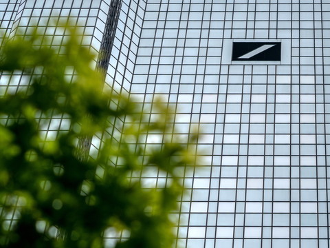 Perquisitions chez Deutsche Bank soupçonnée de 