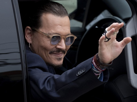 Procès Depp contre Heard: le jury se sépare sans décision