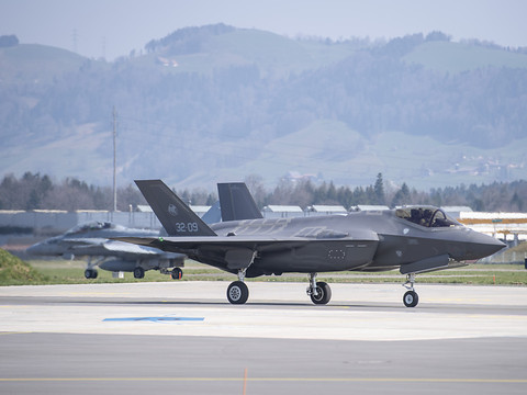 Le Conseil des Etats donne son feu vert à l'achat des F-35A