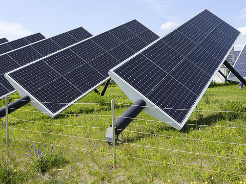 Tarifs de l'électricité plus élevés en 2023, pénuries pas exclues durant l'hiver