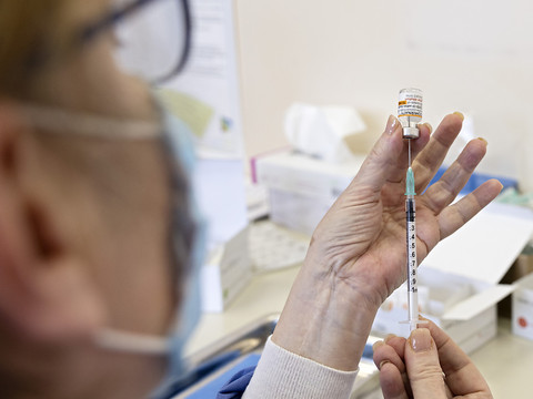 Ouverture d’une enquête sur l’achat des vaccins contre le Covid-19