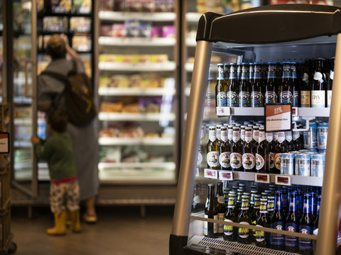 Vote sur l'alcool à la Migros: le suspense reste entier