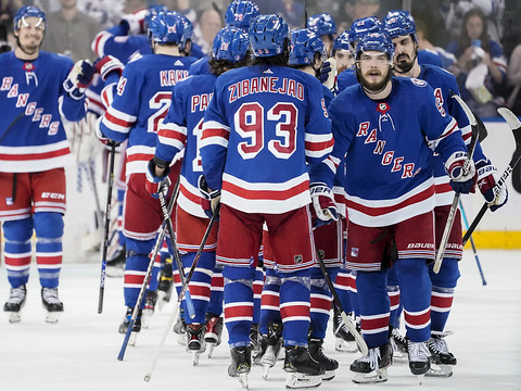 Un 2e succès pour les Rangers face au Lightning