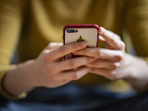 Téléphones portables: un logiciel malveillant 