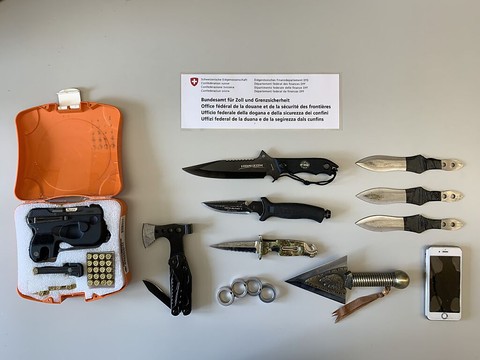Saisie d'armes à Castasegna (GR)