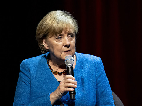 Merkel défend sa politique vis-à-vis de la Russie