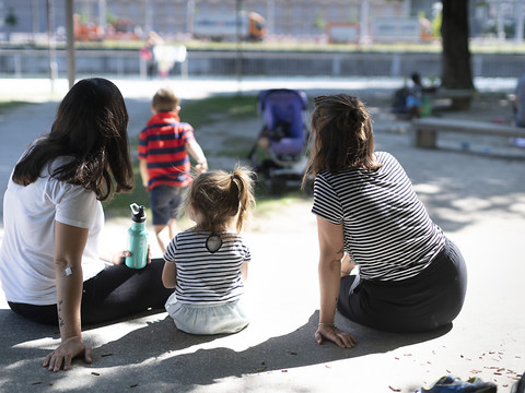 Le National veut mieux protéger les enfants de couples de même sexe