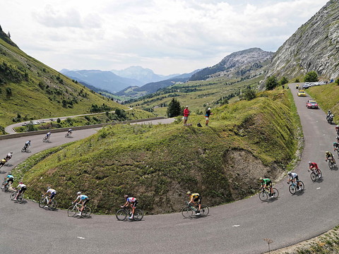 Dauphiné: Valentin Ferron s'impose à Gap dans la 6e étape
