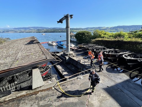 Bateaux en feu à Meilen (ZH): trois blessés et de gros dégâts