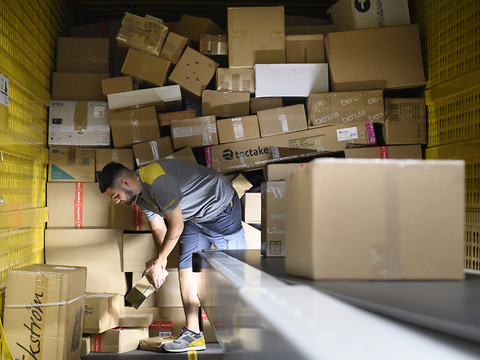 Le chiffre d'affaires du marché postal s'envole en 2021