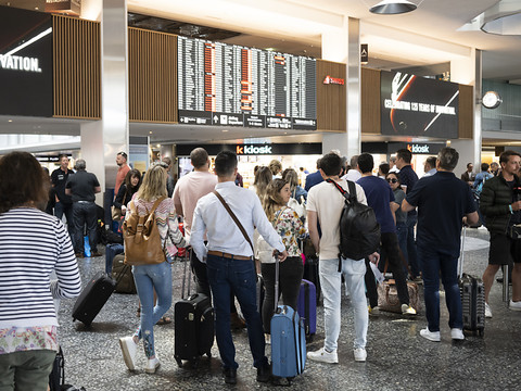 L'espace aérien suisse fermé à cause d'une panne de réseau