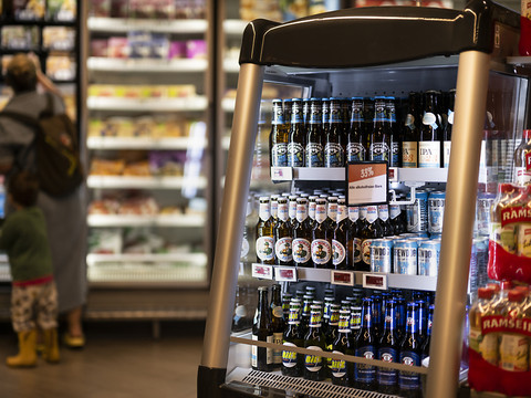 Toutes les coopératives Migros refusent la vente d'alcool