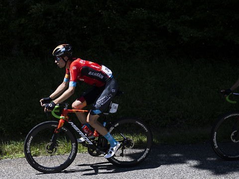 Gino Mäder contraint à l'abandon au Tour de Suisse